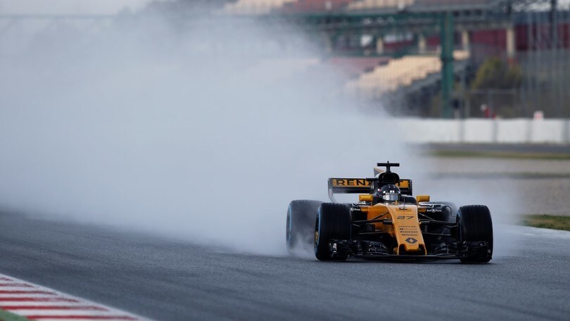 Grosjean promuove le Pirelli wet, Hulkenberg più cauto