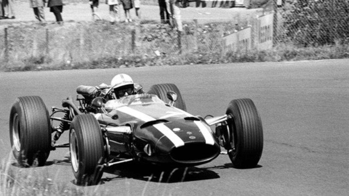 Addio a Big John Surtees, il figlio del vento è volato via
