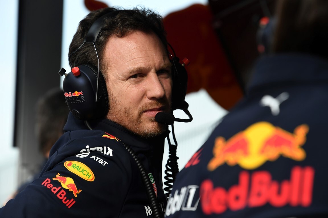 Horner: "Mercedes favorita ma abbiamo i piloti più forti"