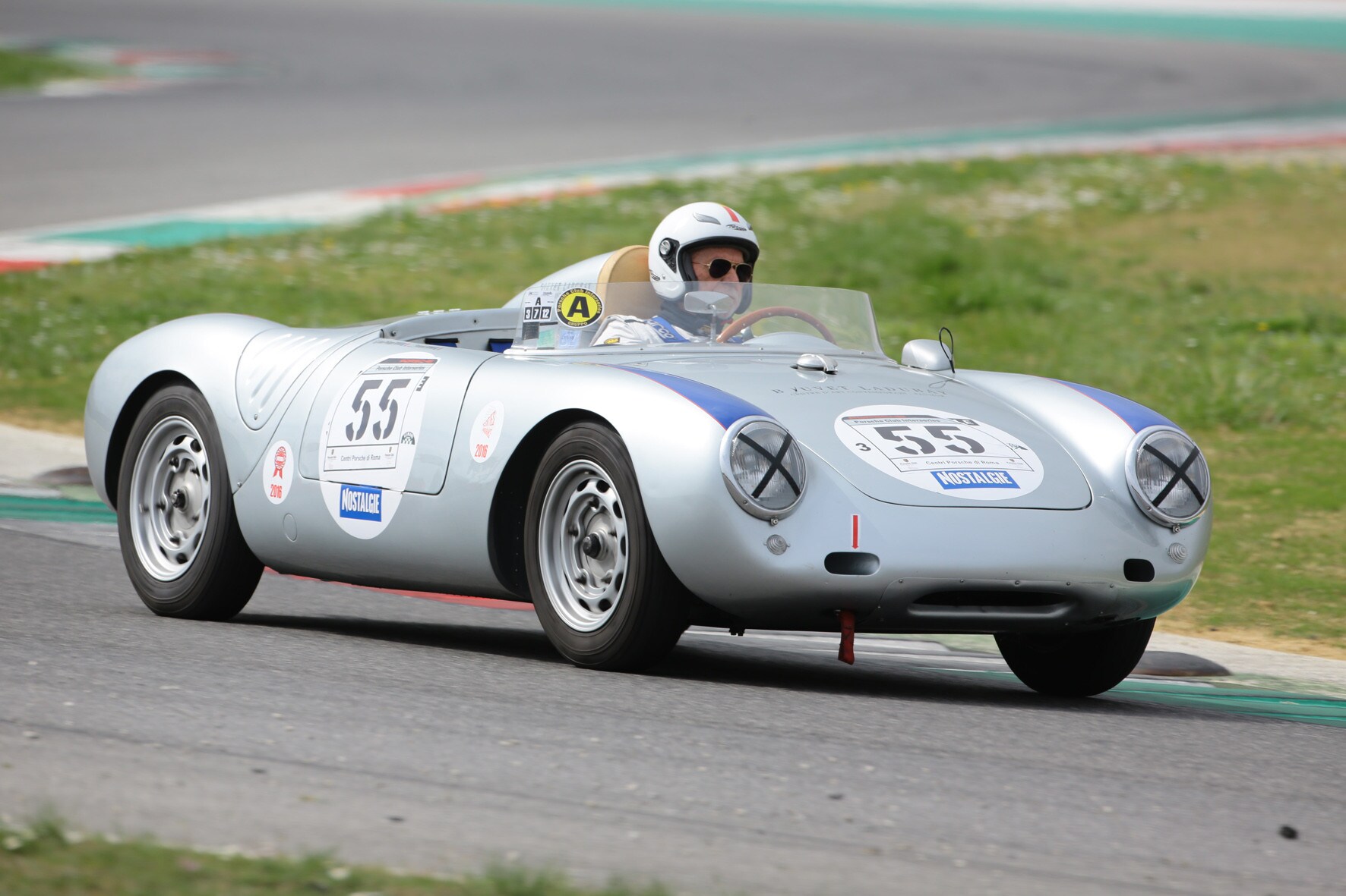 Porsche 550 Spyder, la Giant Killer torna in pista