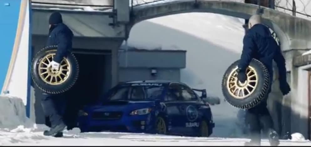 Higgins lancia la Subaru STi nella pista bob di St. Moritz