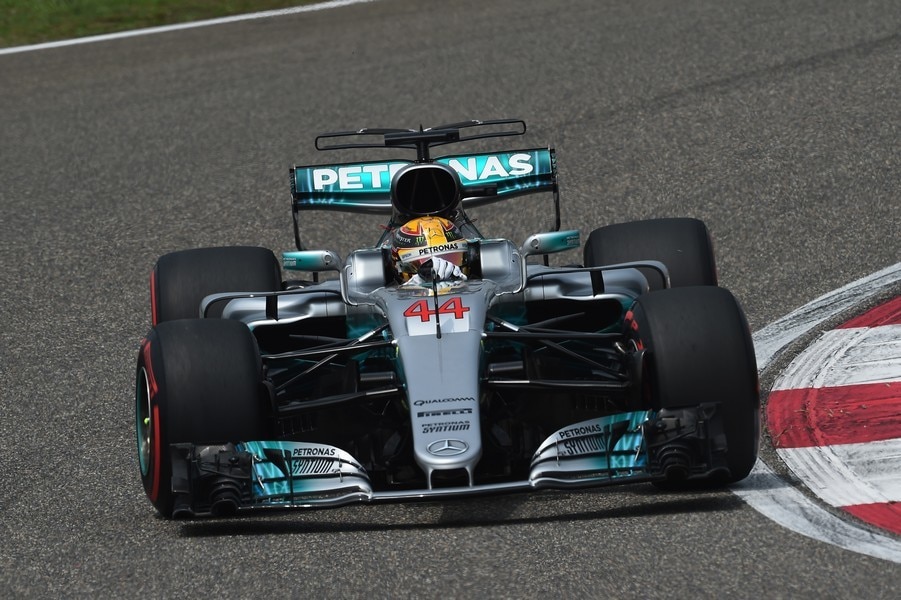 Formula 1 Cina: super pole di Hamilton, Vettel 2°