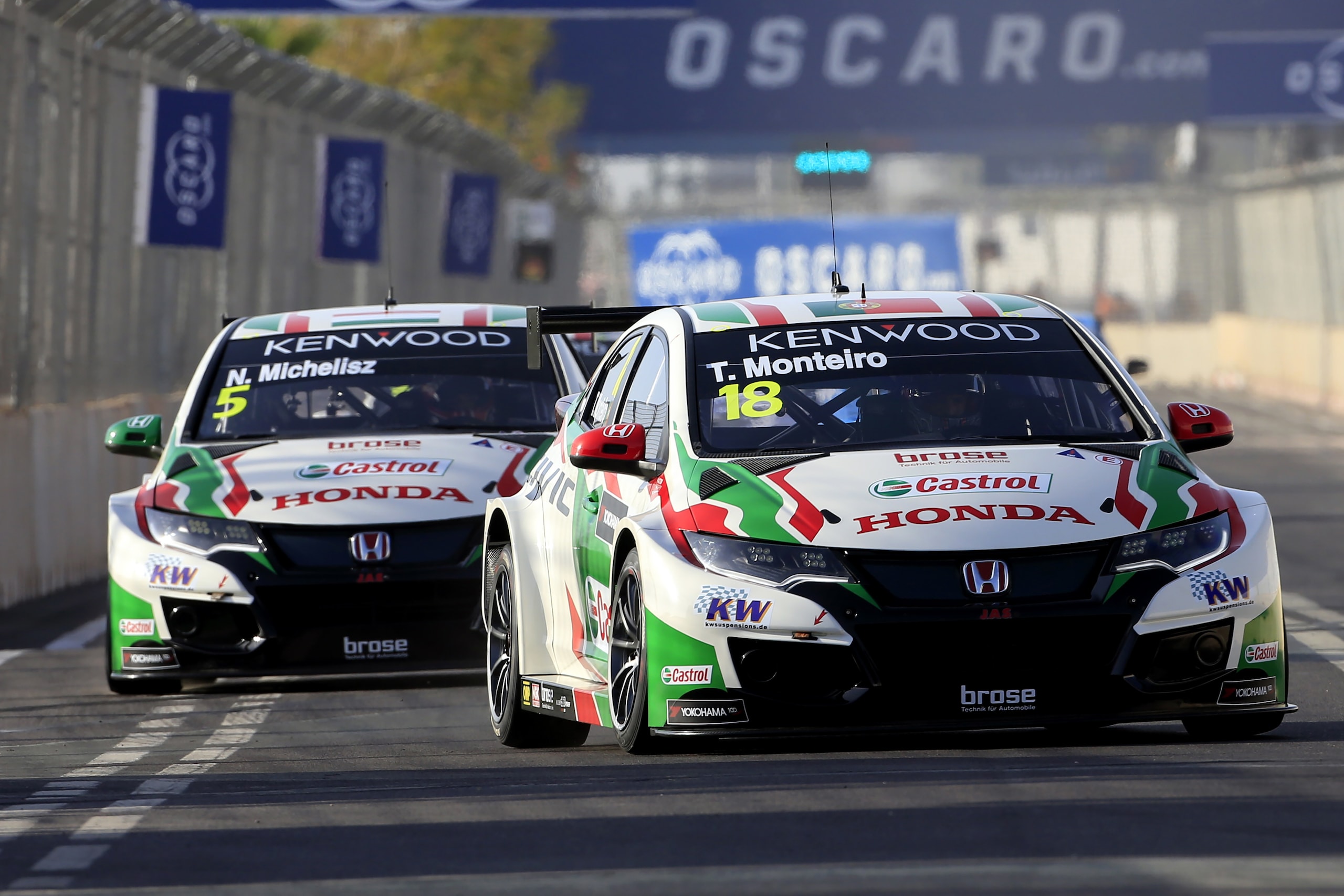 Wtcc: Monteiro vince a Marrakech e diventa leader