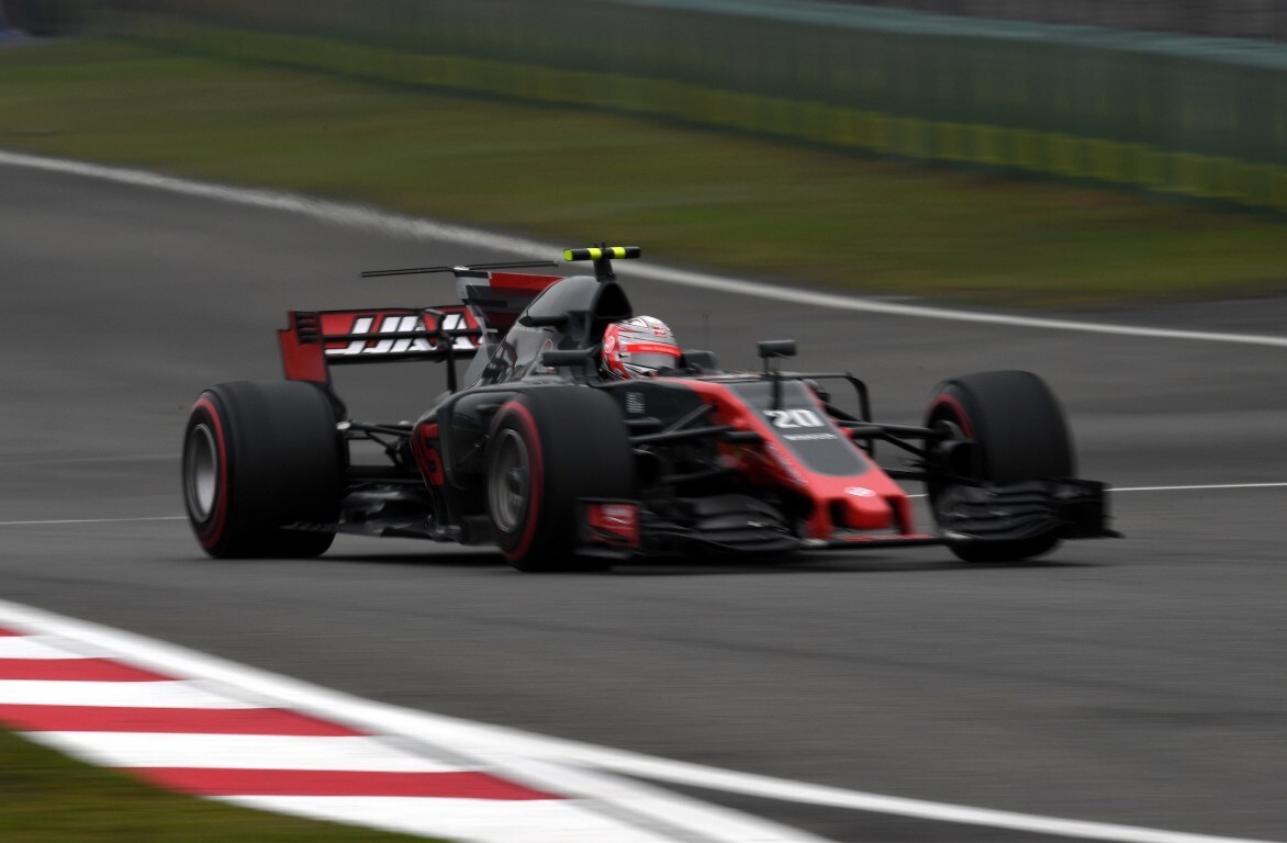 Formula 1 Cina: Magnussen porta la Haas a punti