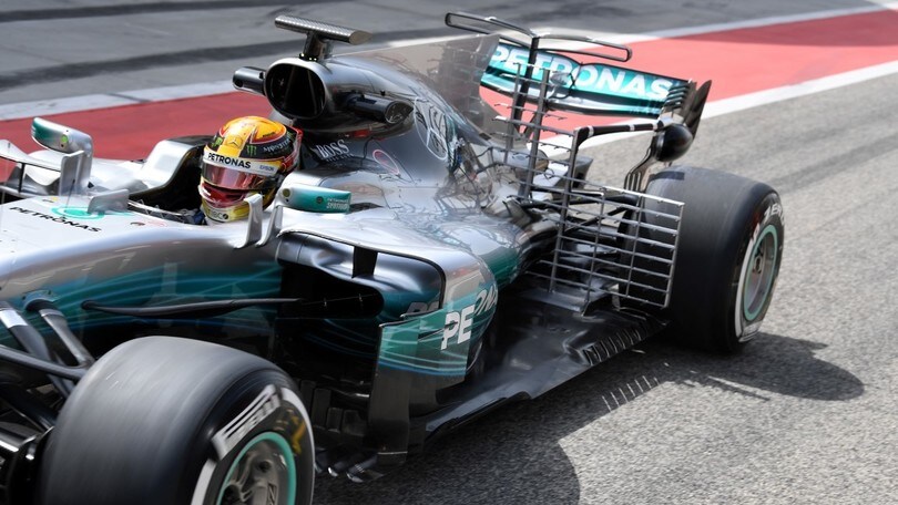 Hamilton cerca risposte dai test: "Dobbiamo capire le gomme"