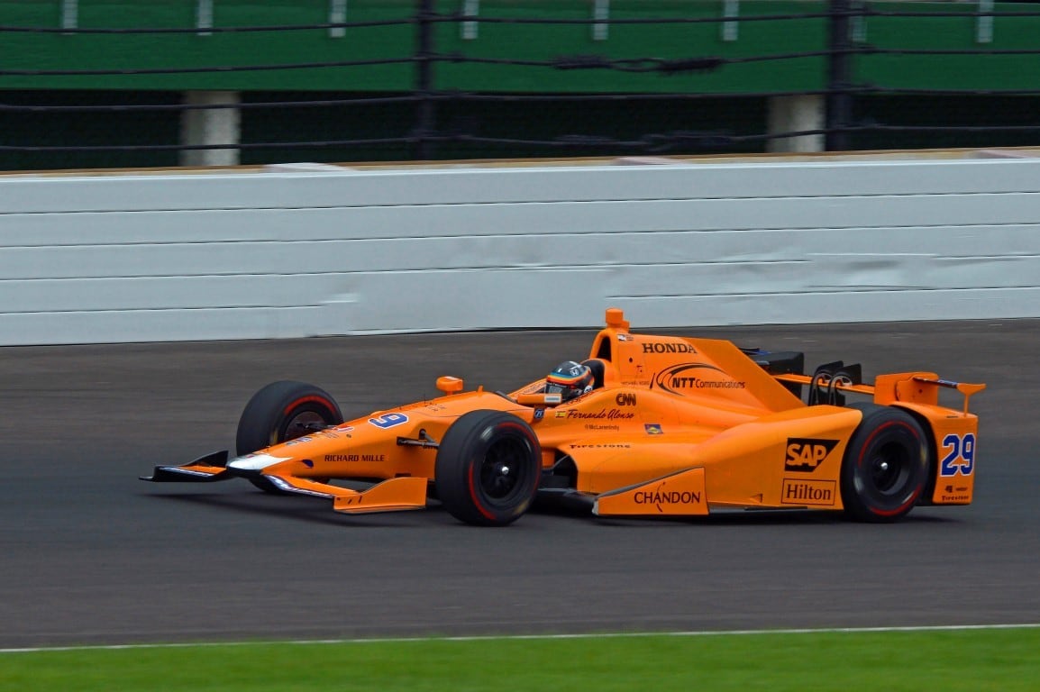 Alonso: "Indy più grezza, F1 più prevedibile"