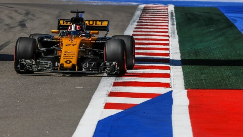 Renault, slitta l'introduzione della power unit evo