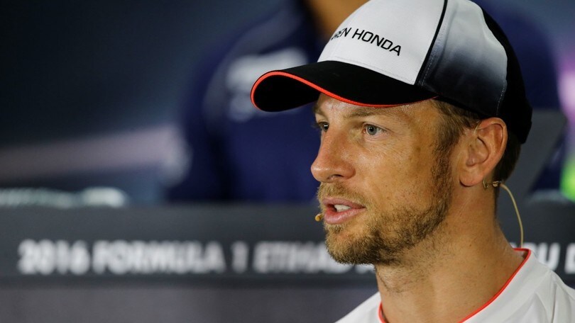 Button: "Ho fatto il mio tempo, un sogno tornare a Monaco"