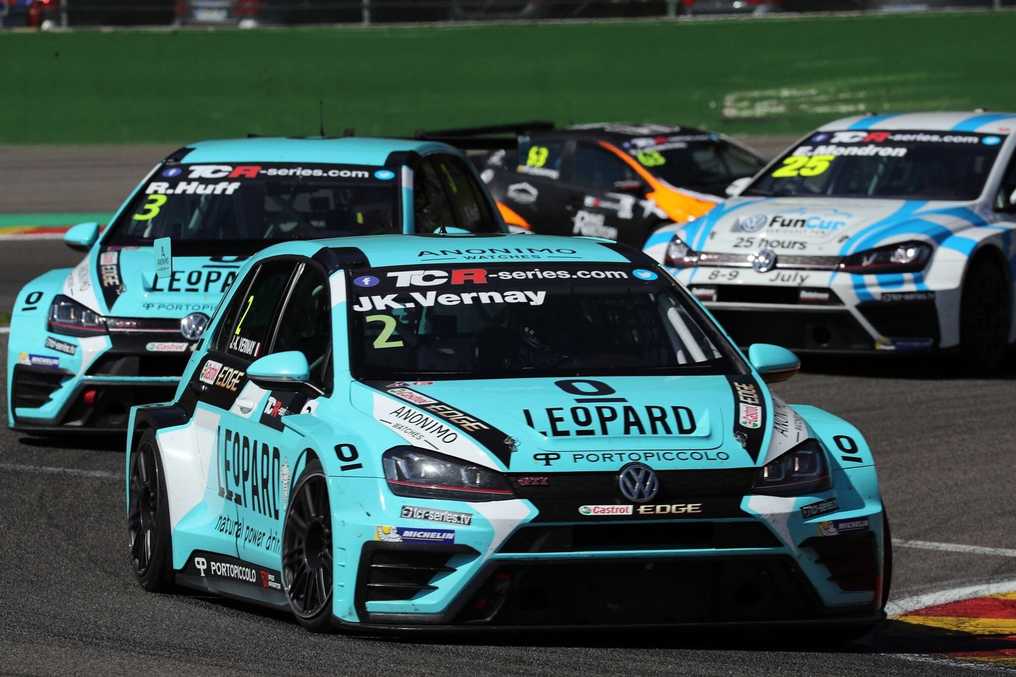 TCR: Vernay chiude il weekend da boss