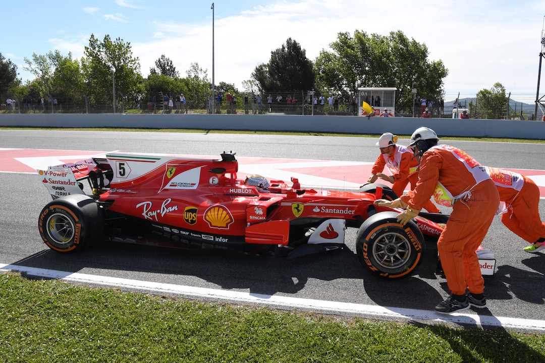 Vettel e il "giallo" dei motori sostituiti