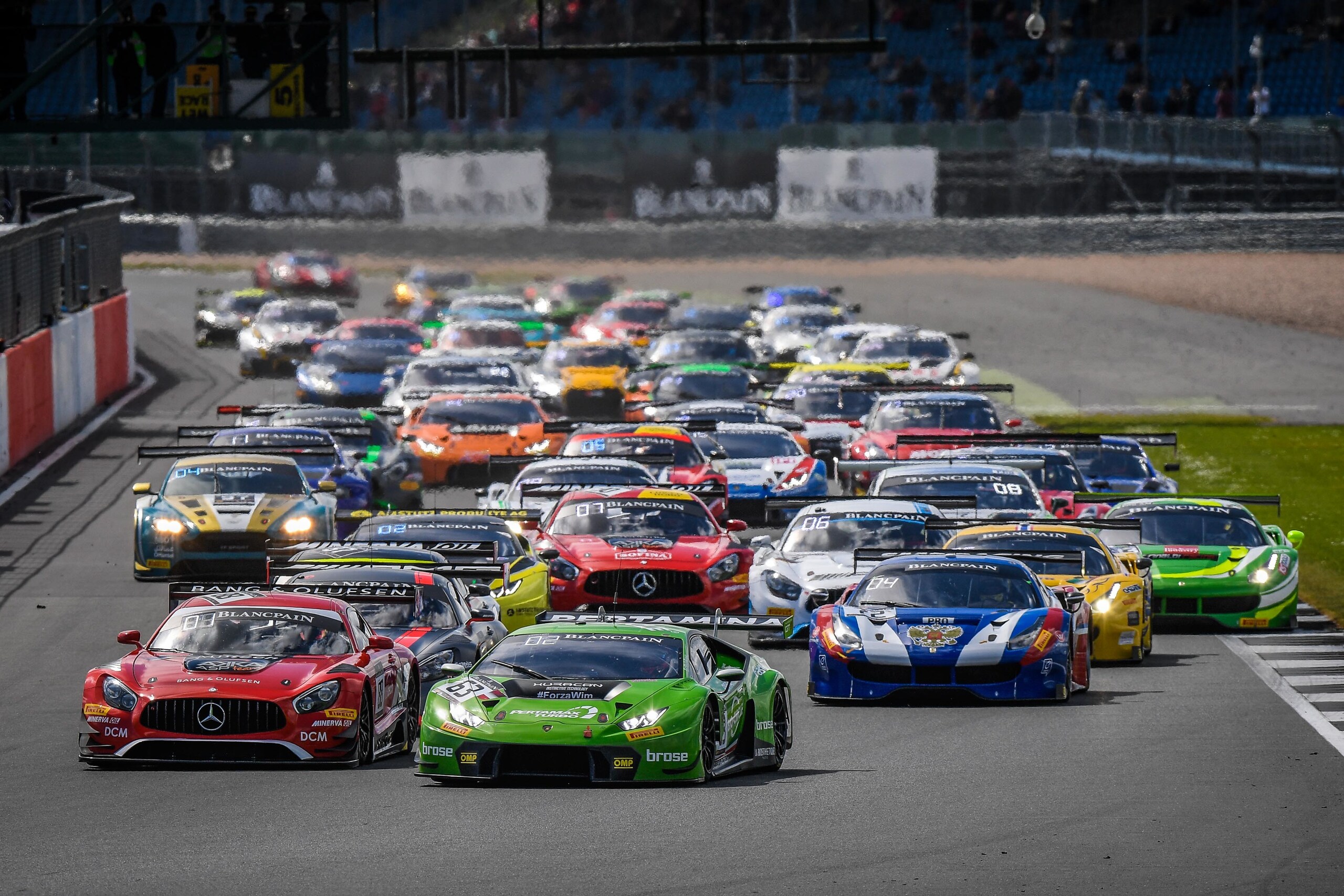 Blancpain GT Series, Lambo domina anche a Silverstone