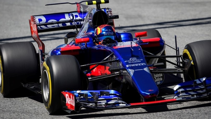 F1 Spagna: Toro Rosso a punti, Sainz attende il salto
