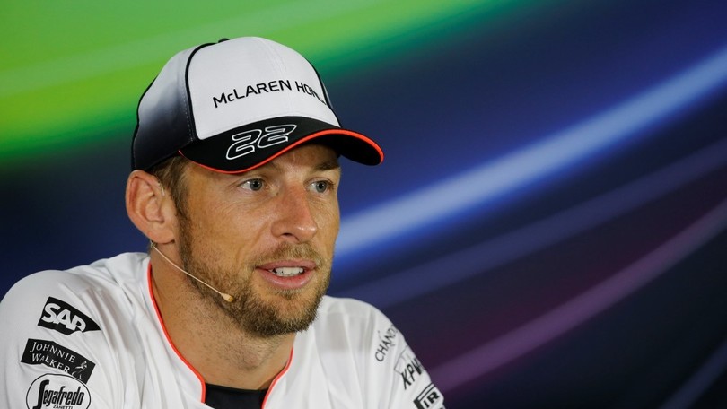 Monaco: Button penalizzato di 15 posti