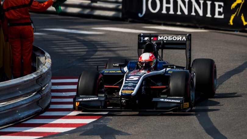 F2 Montecarlo, Feature Race: Rowland riapre il campionato