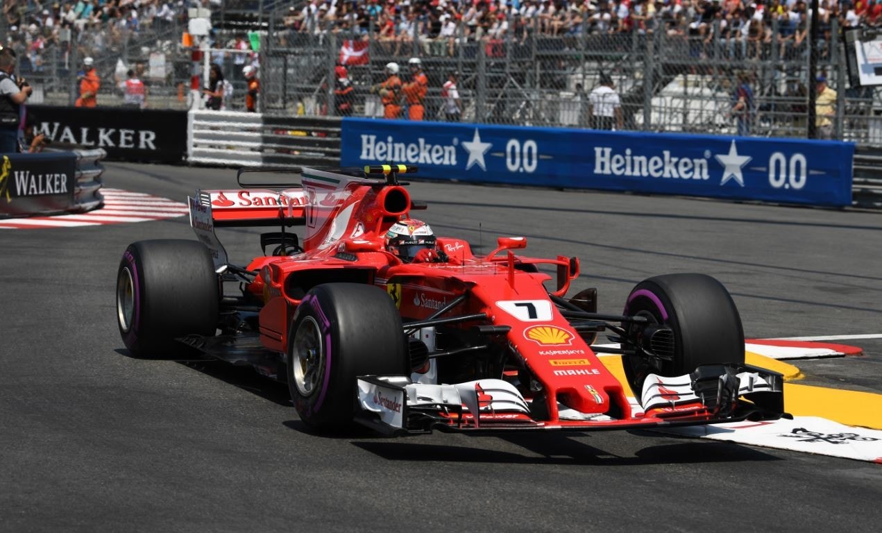 Formula 1 Montecarlo: Raikkonen in pole, disastro Hamilton