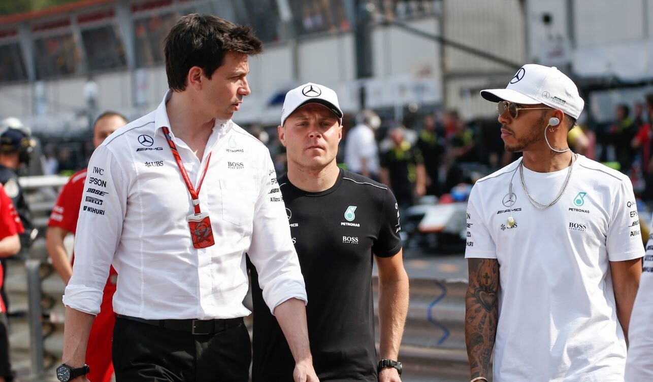 Mercedes, Wolff: "Siamo sfavoriti, la W08 avversa le Pirelli"