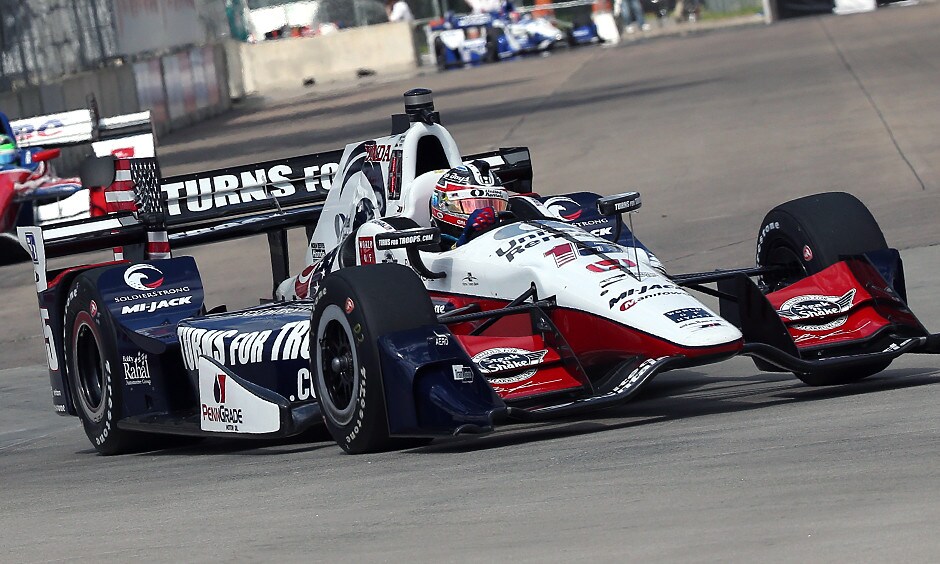 IndyCar, a Detroit Rahal domina gara 1