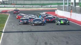 GT - Misano Adriatico: Lambo imprendibili