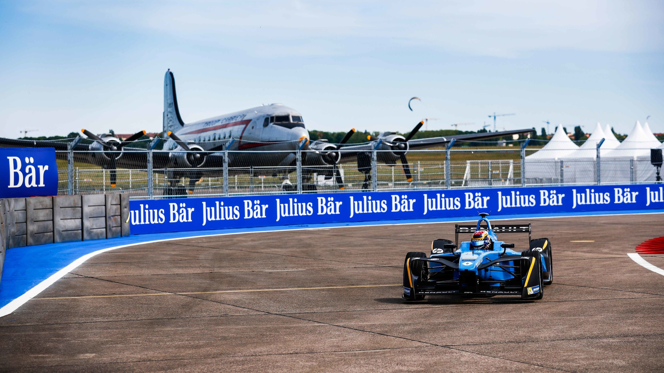 Formula E Berlino: l'errore Mahindra premia Buemi
