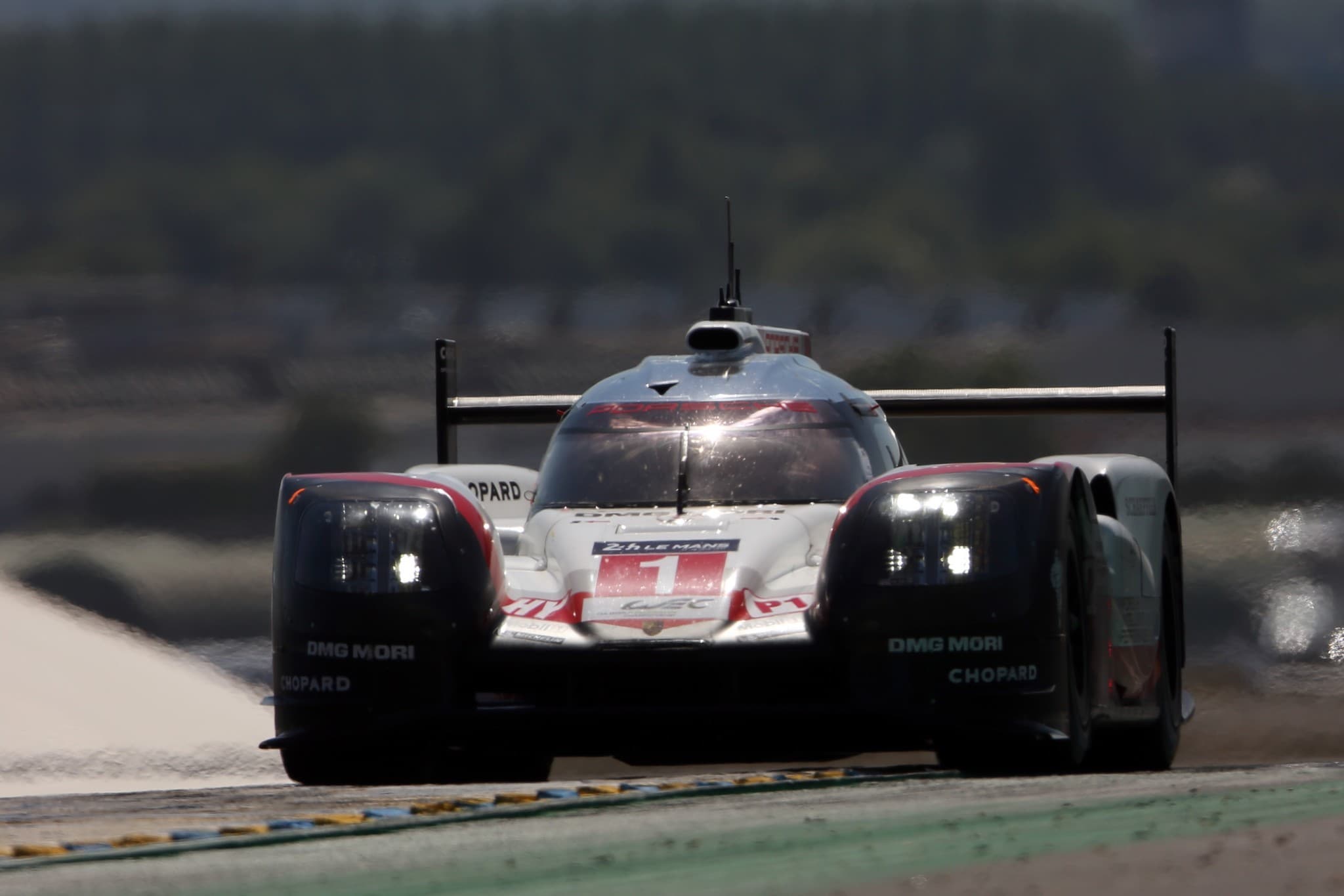 24 Ore di Le Mans in diretta: colpi di scena a ripetizione