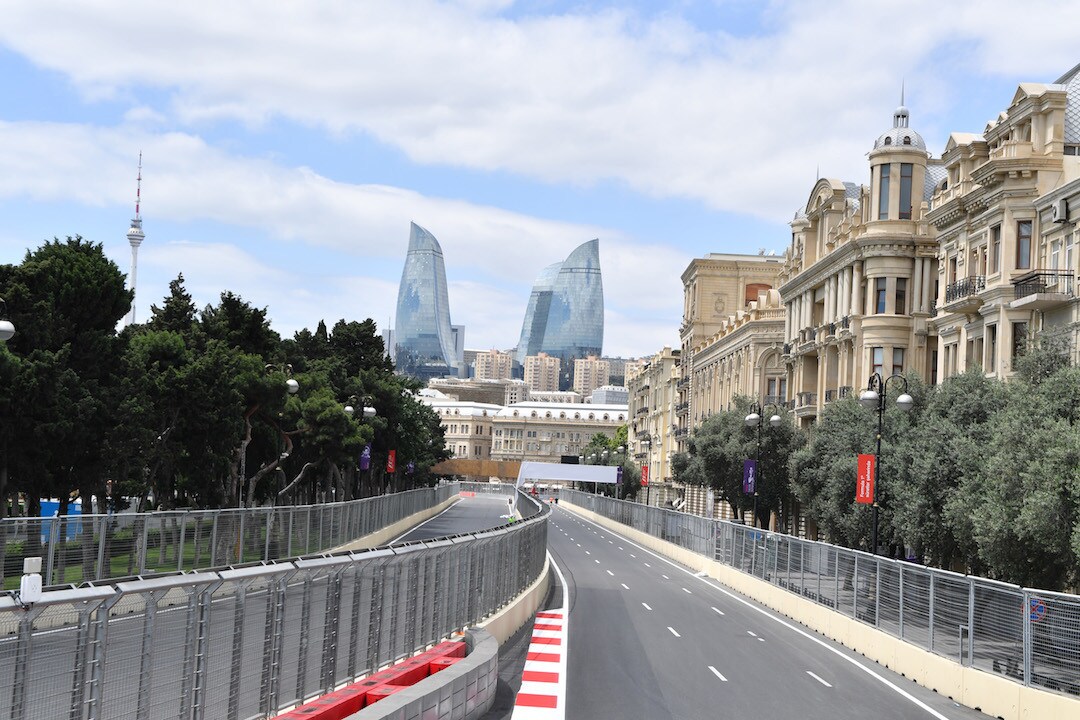 Azerbaijan: il GP F1 più giovane e "basso" della stagione