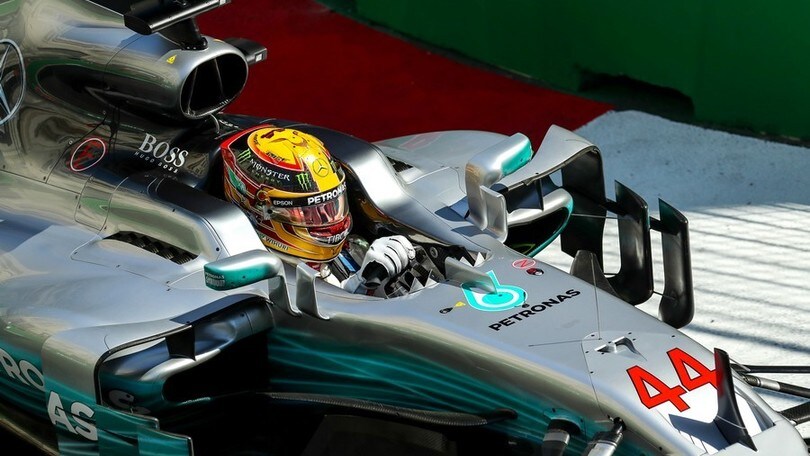 Formula 1 Baku: Hamilton implacabile in qualifica