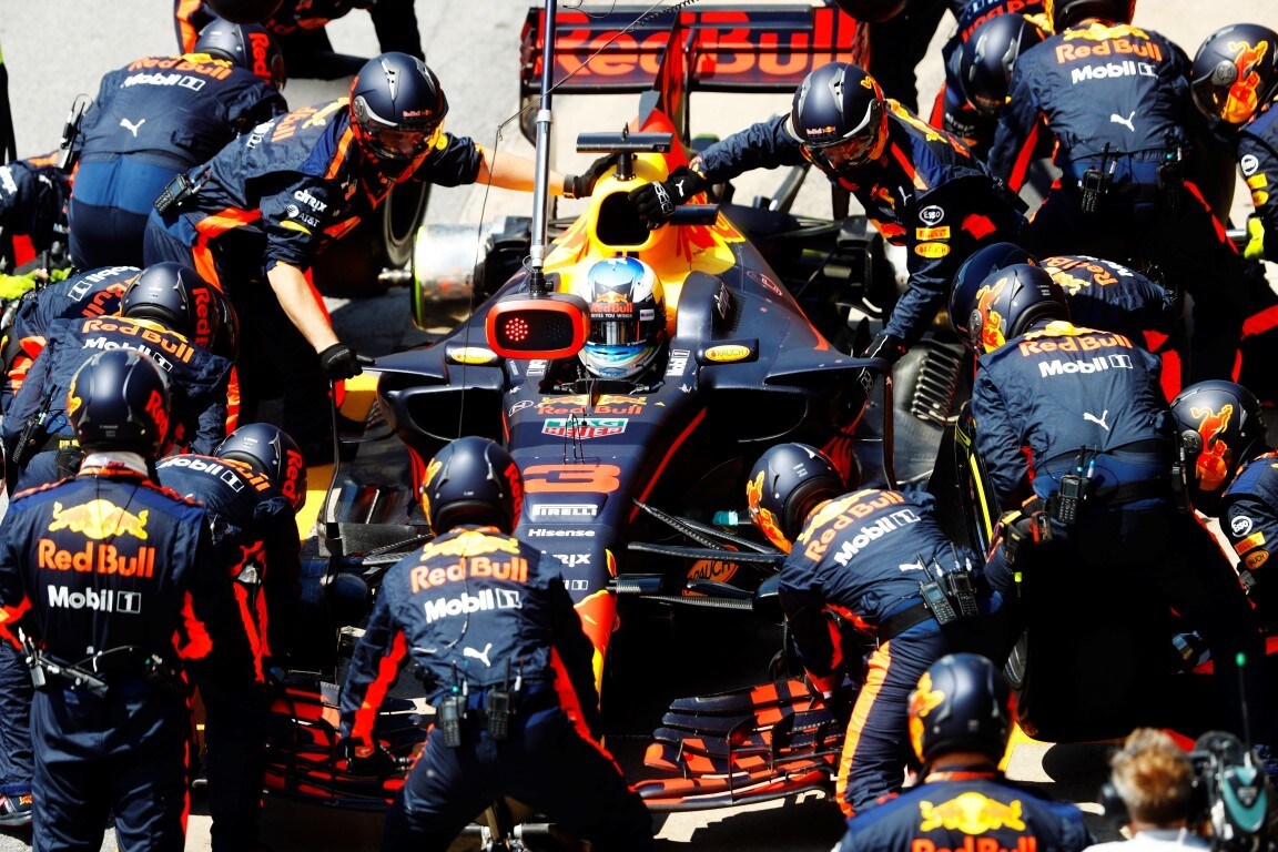 Formula 1 Austria, pieno di Ultrasoft per Red Bull