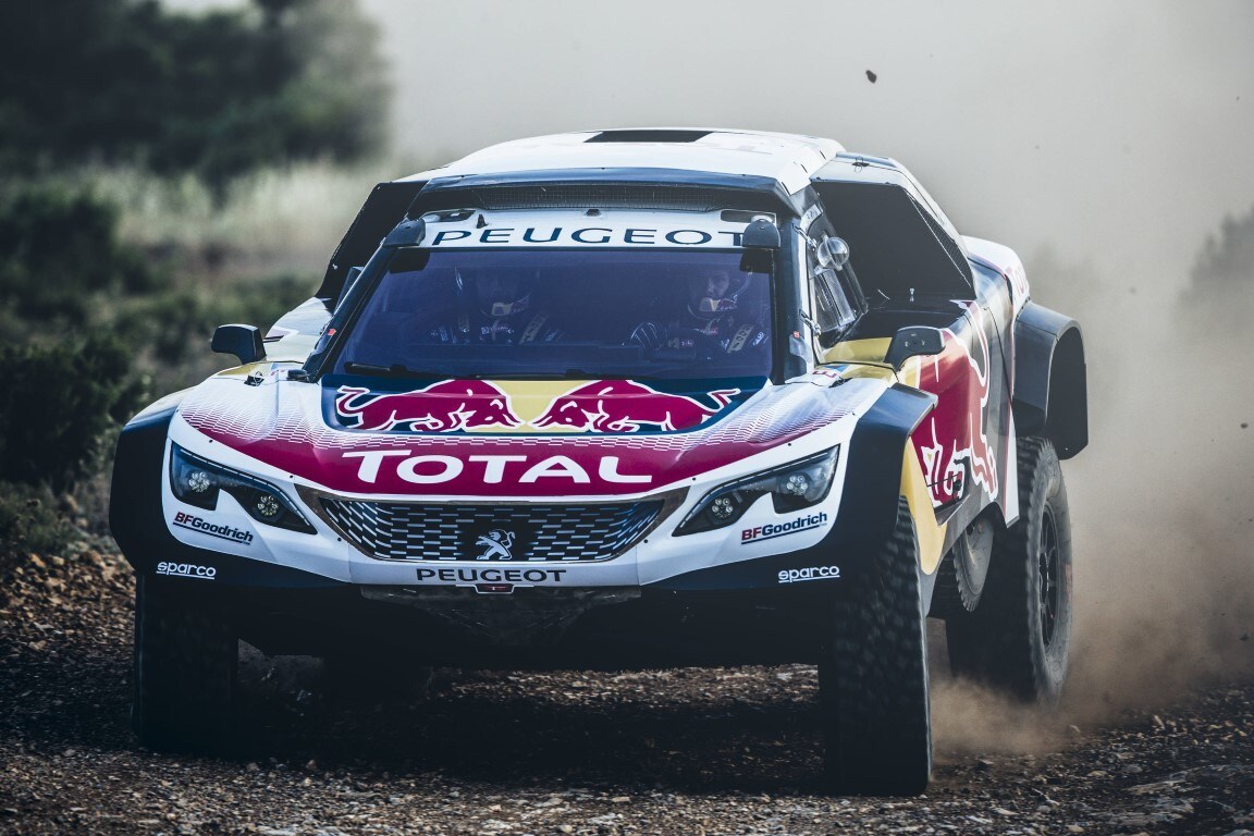 Peugeot svela la 3008DKR Maxi, debutto al Silk Way Rally