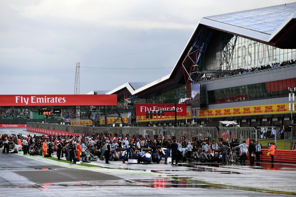 Formula 1, Silverstone attiva la clausola d'uscita (e spera)