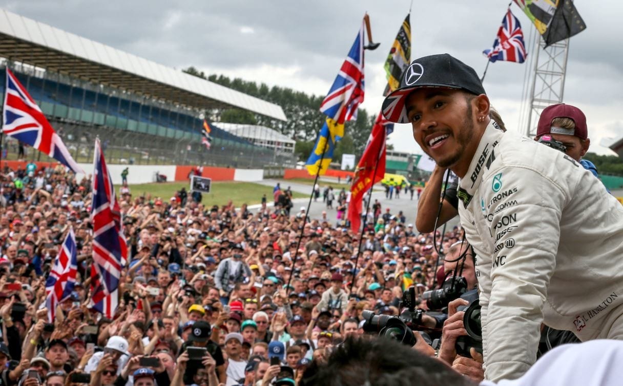Formula 1 Silverstone, ora Hamilton sente l’odore della preda