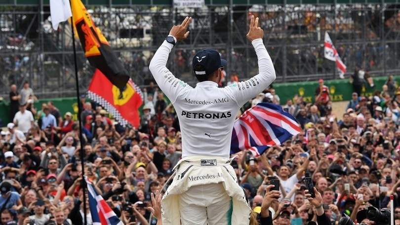 Formula 1 Silverstone: apoteosi Hamilton