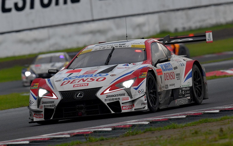 Caldarelli balza in testa al Super GT
