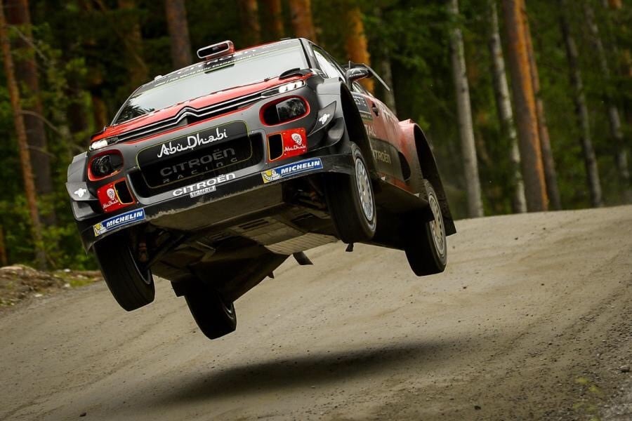 Rally di Finlandia, Meeke primo a sorpresa nello shakedown