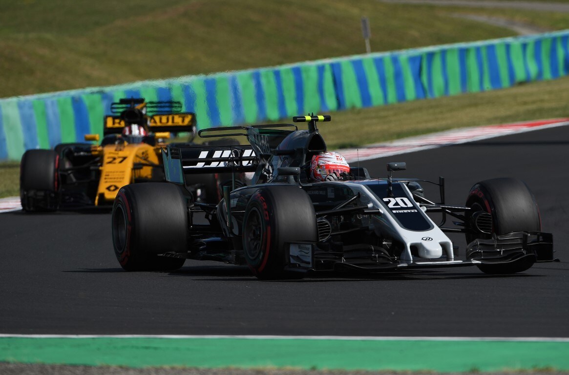 F1 Ungheria, Hulkenberg vs Magnussen: balle spaziali
