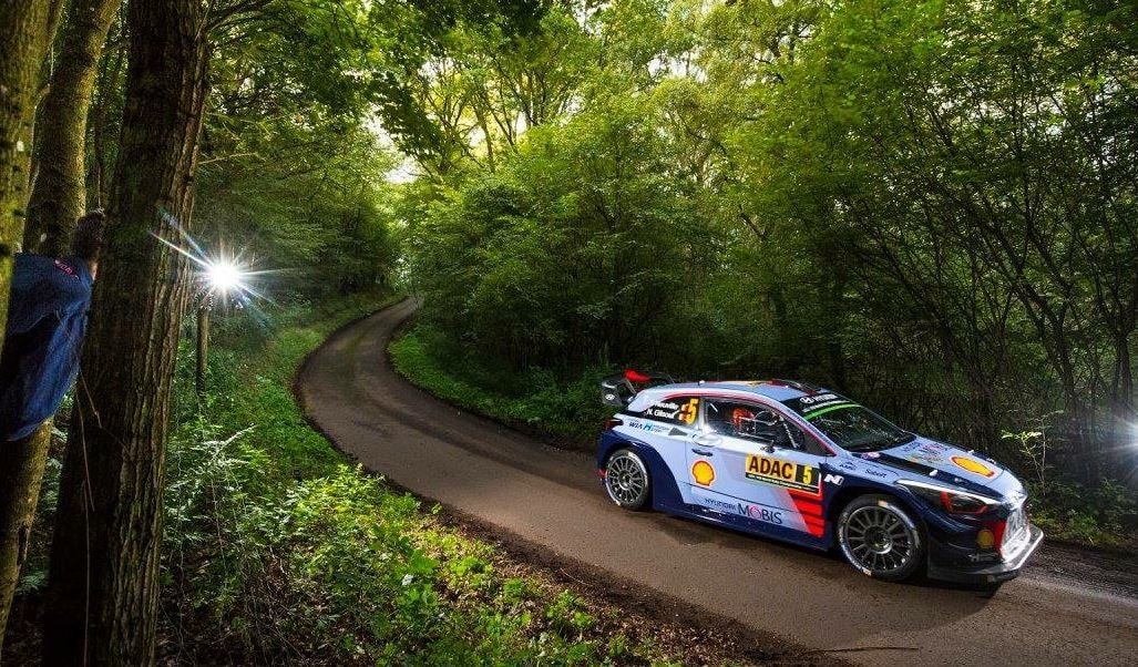 Rally di Germania, sarà battaglia tra Neuville e Ogier