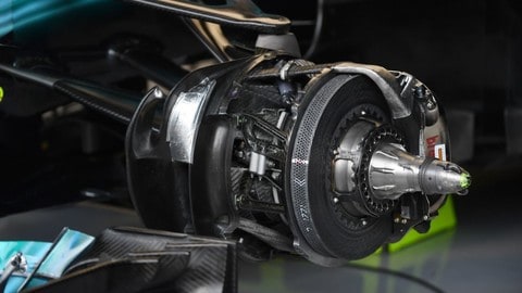 Formula 1 Monza: poche frenate ma violentissime