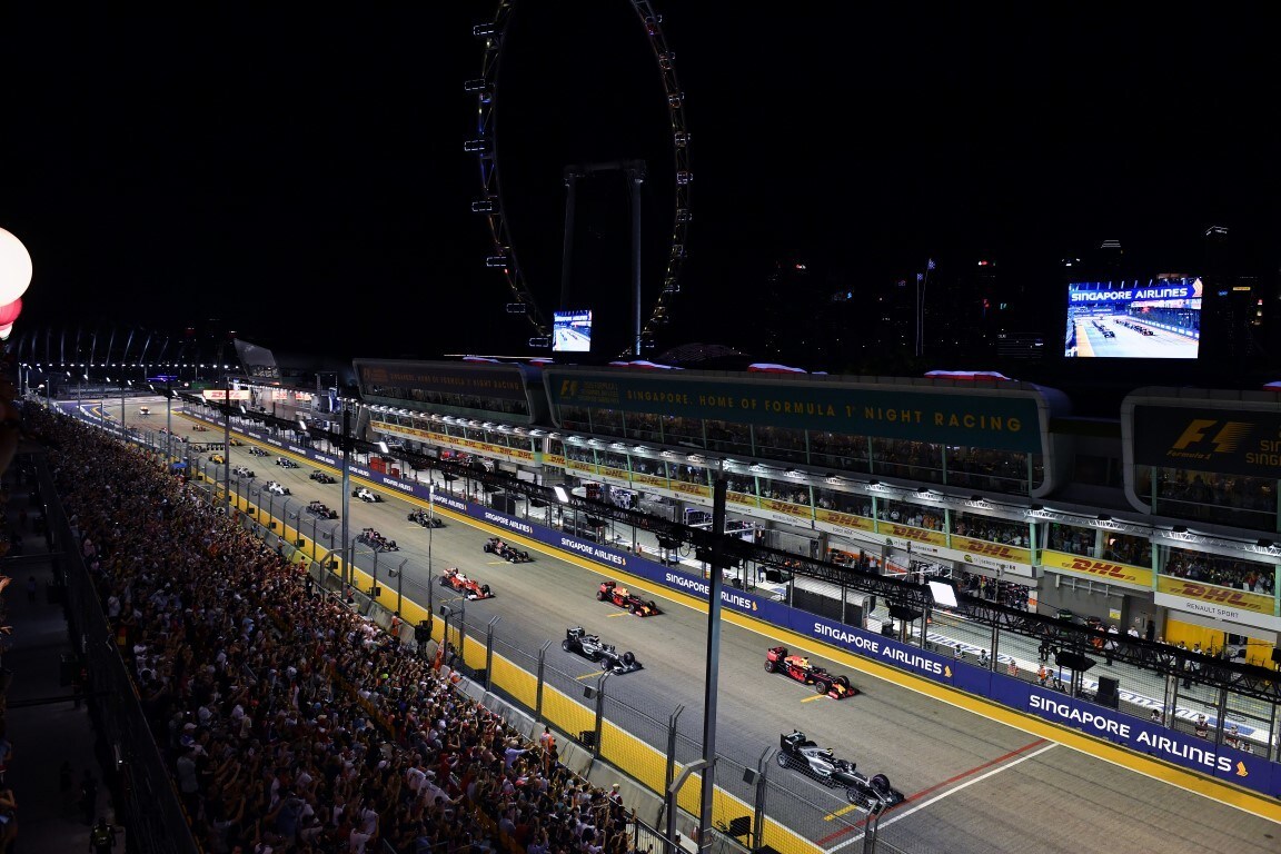 Formula 1 Singapore, Carey lavora al rinnovo