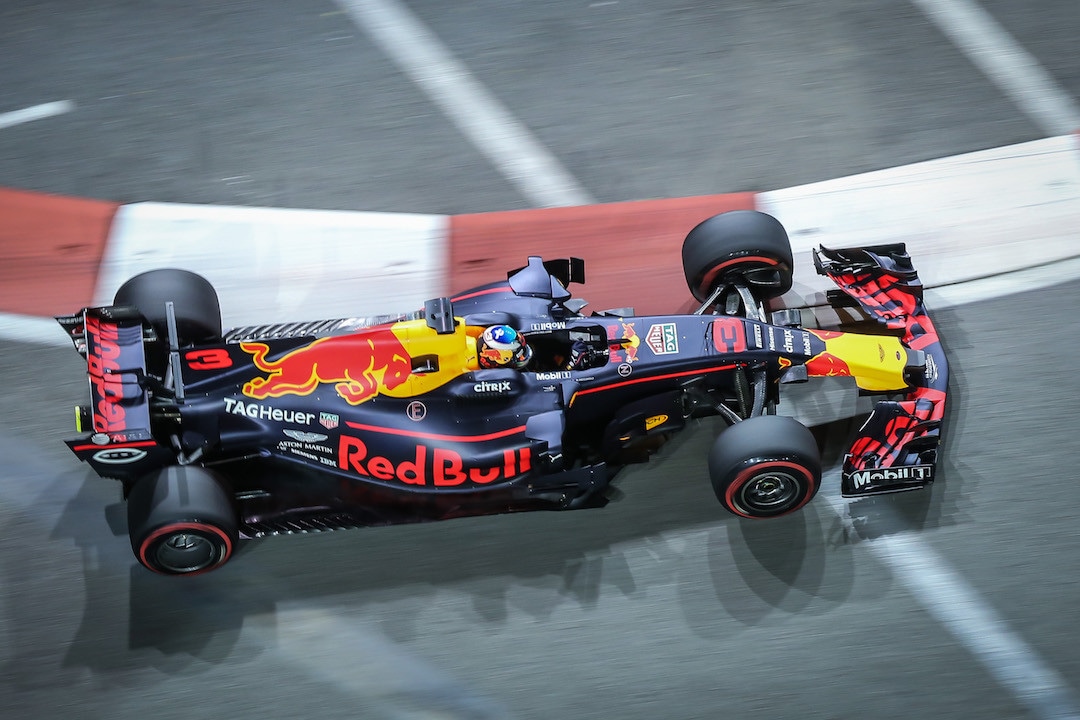 F1 Singapore, analisi prove: la Red Bull spaventa