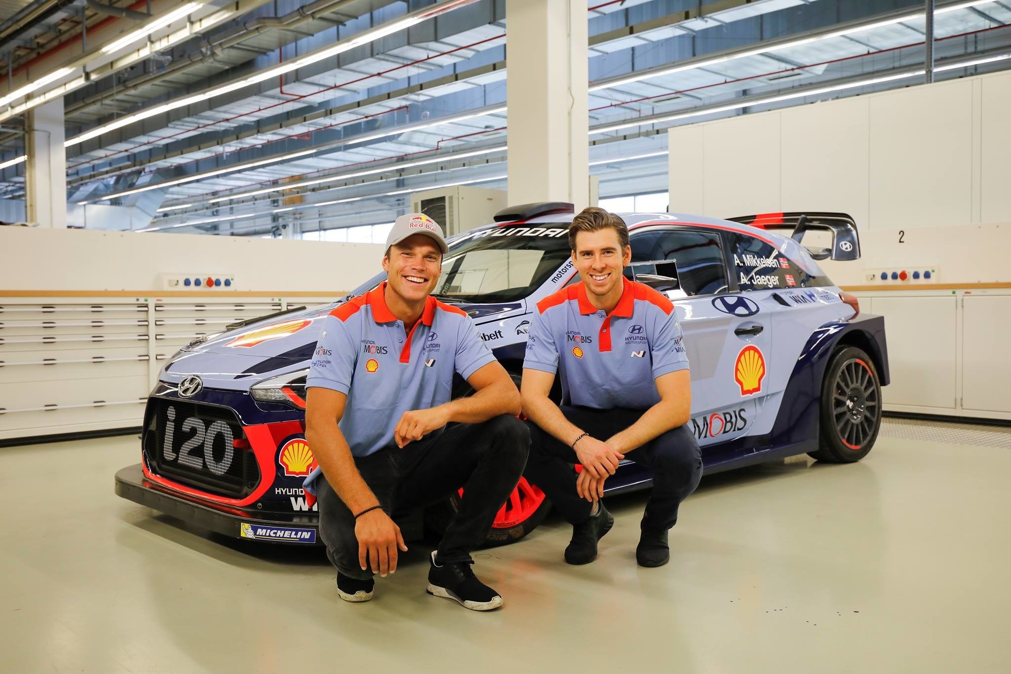 WRC 2018: Hyundai cala il poker con Mikkelsen
