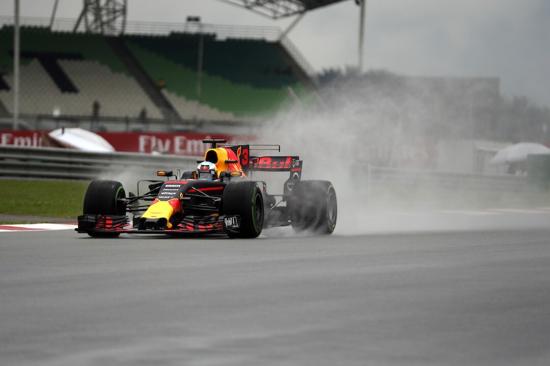 F1 Malesia, libere 1: svettano Red Bull e Alonso, seguono Ferrari e Mercedes