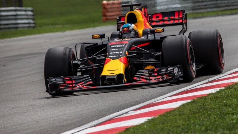 Formula 1 Malesia: Ricciardo difesa in regola, Horner sorpreso della forza RB