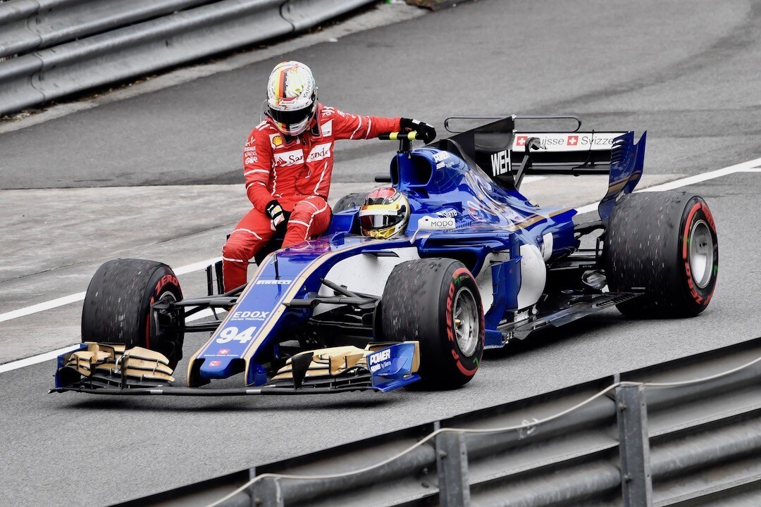 Il cambio (forse) rotto: un problema per Vettel e… per i commissari?