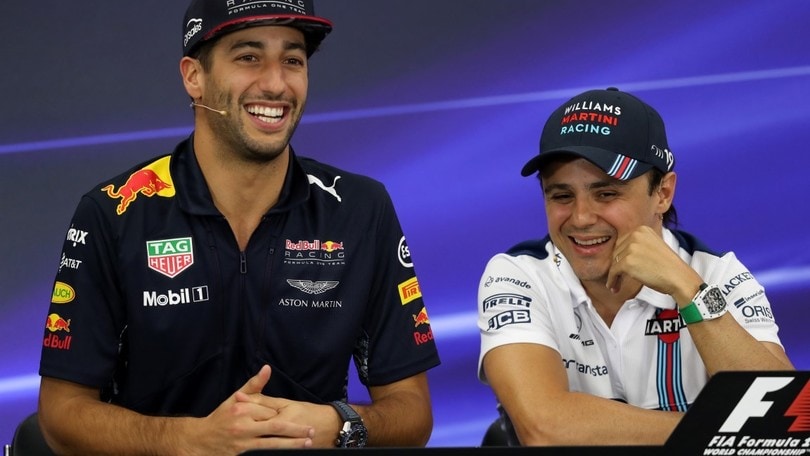 Formula 1 Giappone, Ricciardo va a caccia di Bottas