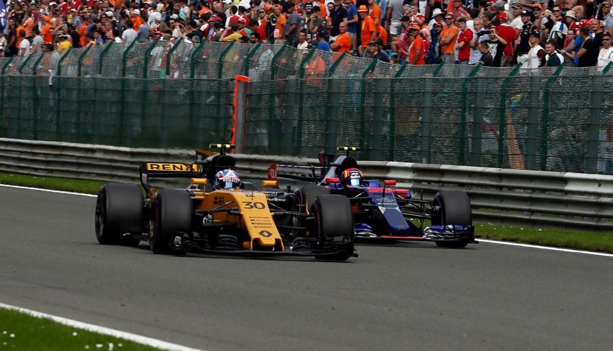 Formula 1, Renault anticipa l'arrivo di Sainz: Suzuka ultima gara per Palmer