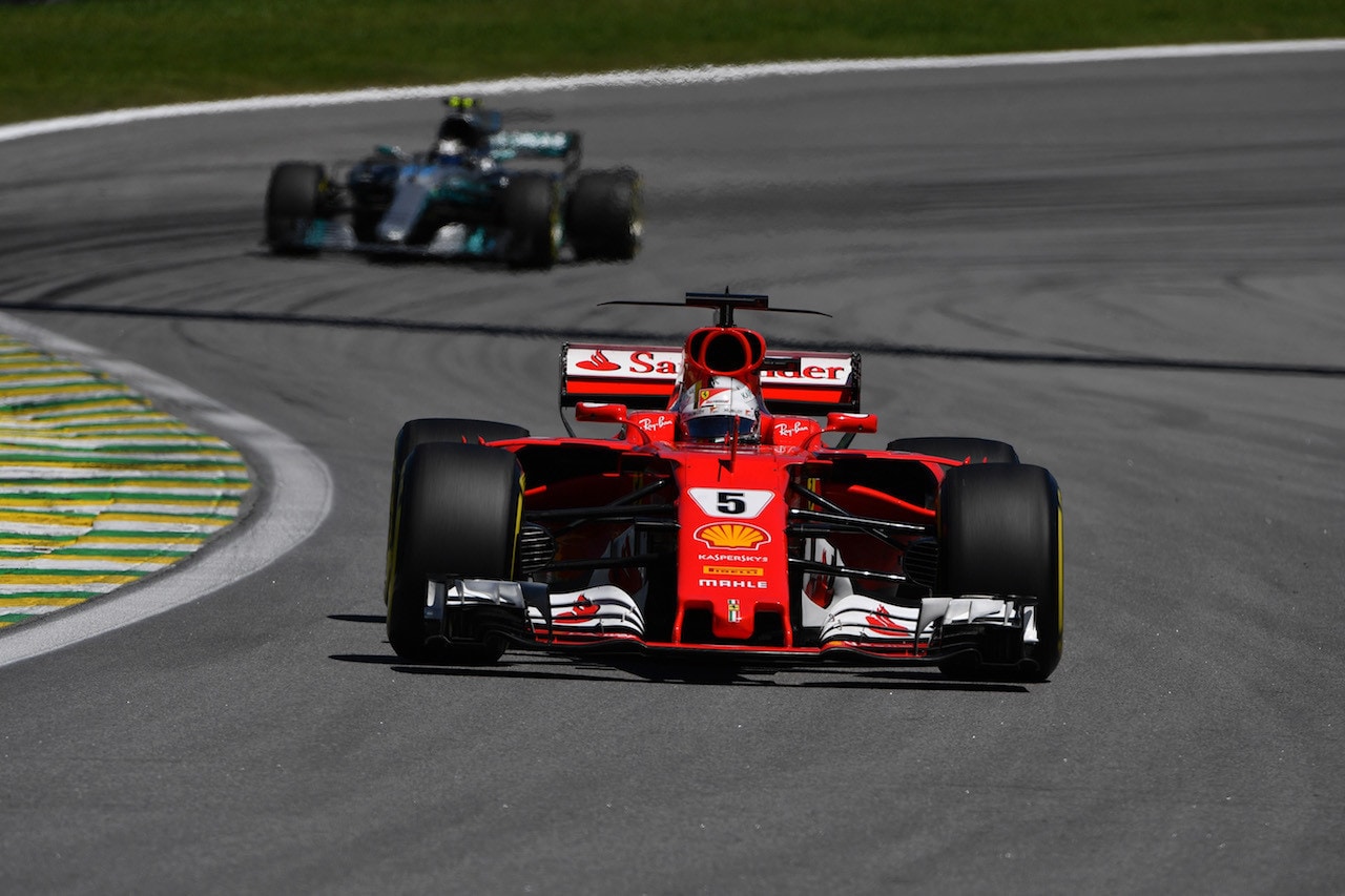 Formula 1: Vettel vince il GP del Brasile, grande rimonta di Hamilton