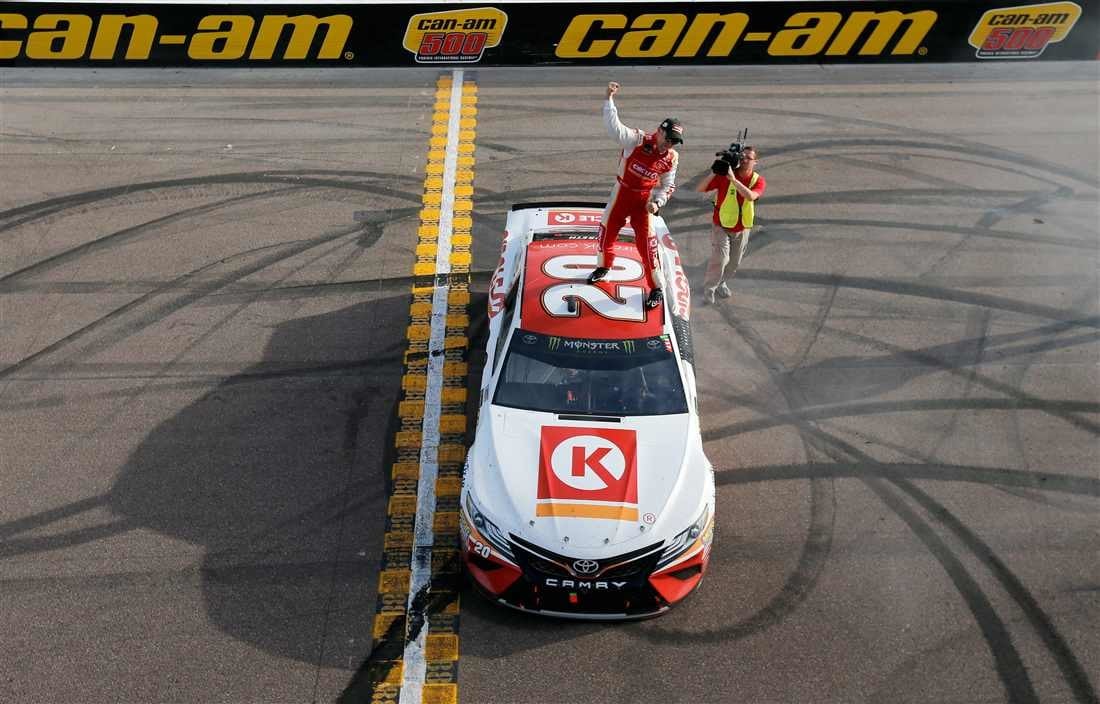 Nascar, addio da sogno per Kenseth a Phoenix