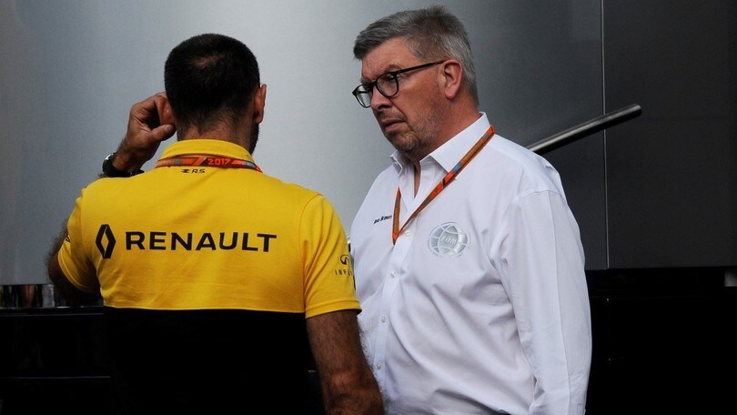 Brawn sfida i motoristi: "Dimostratemi che c'è un modo migliore di fare le cose"