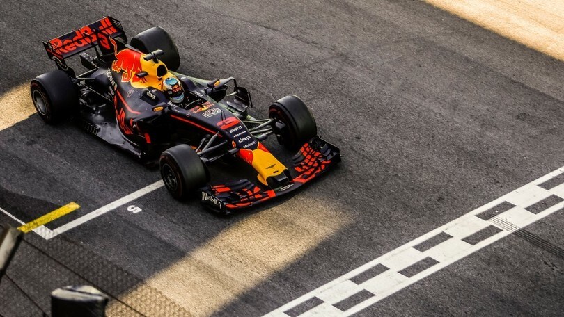 Formula 1 Abu Dhabi: Verstappen carico, Ricciardo punta al successo