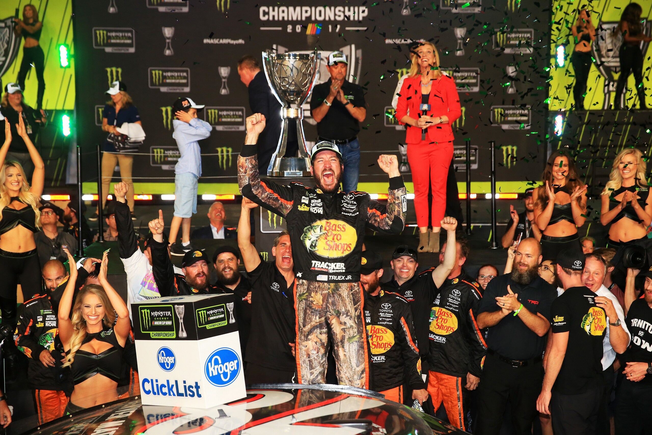 Nascar, ha vinto il migliore: Truex Jr. campione 2017