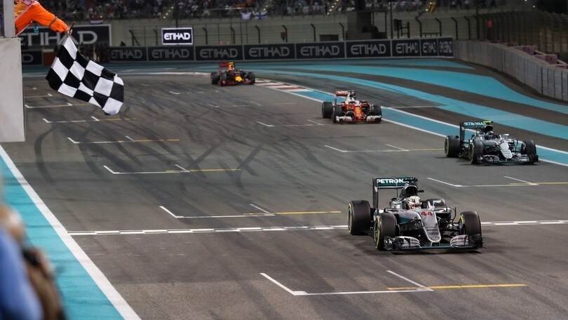Formula 1 Abu Dhabi, Ferrari insegue la prima vittoria a Yas Marina